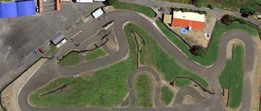 Circuits AWESOMEDRIVE KARTING CENTRE KEMBLA GRANGE NSW